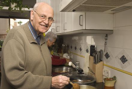 Cooking s a good brain exercise to prevent dementia