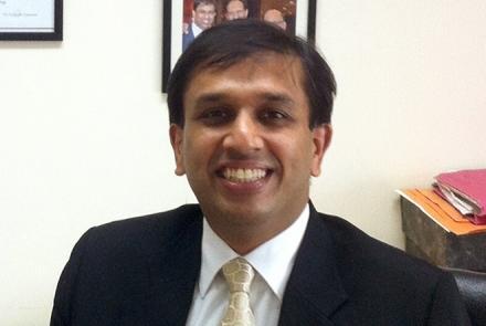 Image shows profile pic of Dr. Shailesh Shrikhande, Chief Surgical oncologist - Gastrointestinal and Hepato-Pancreato-Biliary Service, Tata Memorial Center, Mumbai.